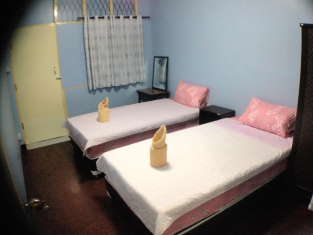 Nalin Guesthouse Chiang Mai Esterno foto